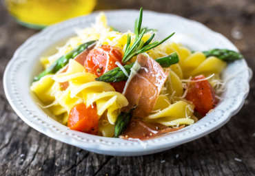 Fusilli con Trigeros y Pasas